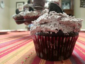 Chloes Mint Cookies and Cream Cupcakes